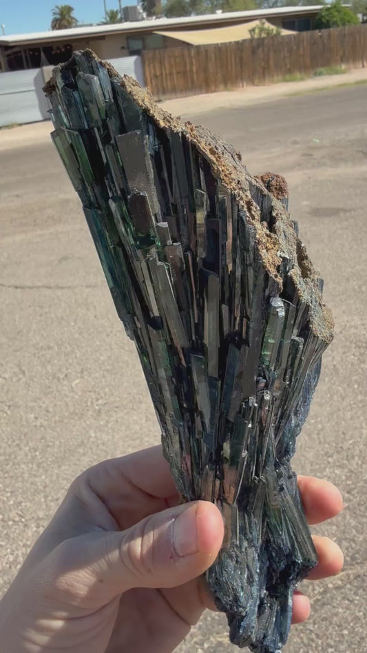 Instagram Story Showcase 03 - Vivianite